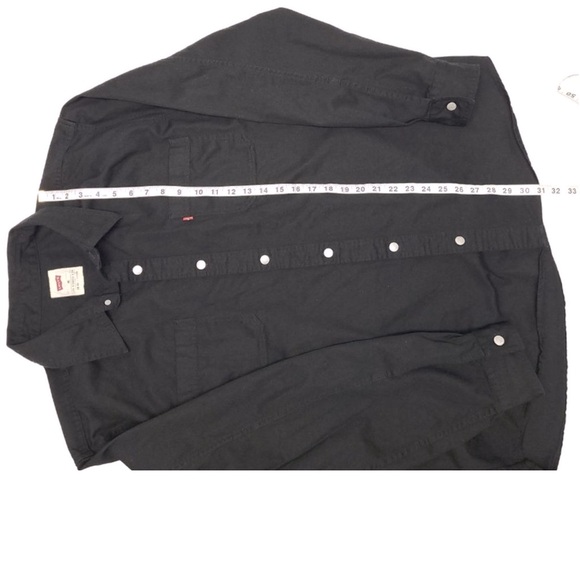 Men’s Levi’s black denim button down long sleeve shirt - Picture 4 of 8